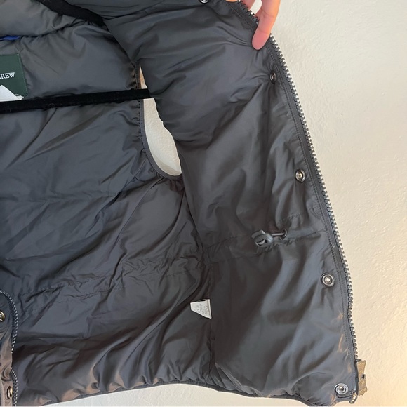 Preloved J Crew Puffer Vest - Picture 6 of 10